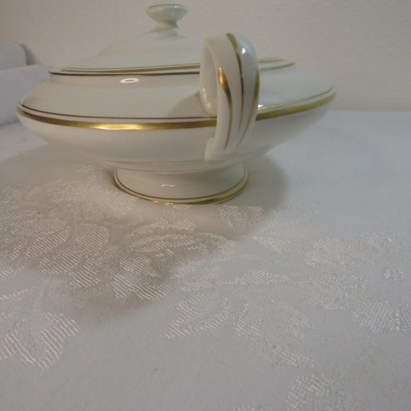 Vintage Ceramic Serving Bowl w/Lid & Gravy Boat Dish Bowl  K T & K Gold Trim - Picture 11 of 16